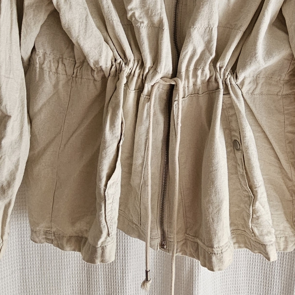 Old Navy Women's Tan Linen Utility Jacket - Picture 6 of 7